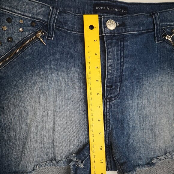 Rock & Republic Ladies Size 14 Pixie Cut Off Denim Shorts w/ Embellishments - Picture 10 of 11